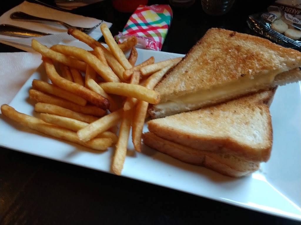 The Cove Restaurant | restaurant | 3963 Old Post Rd, Charlestown, RI 02813, USA | 4013649222 OR +1 401-364-9222