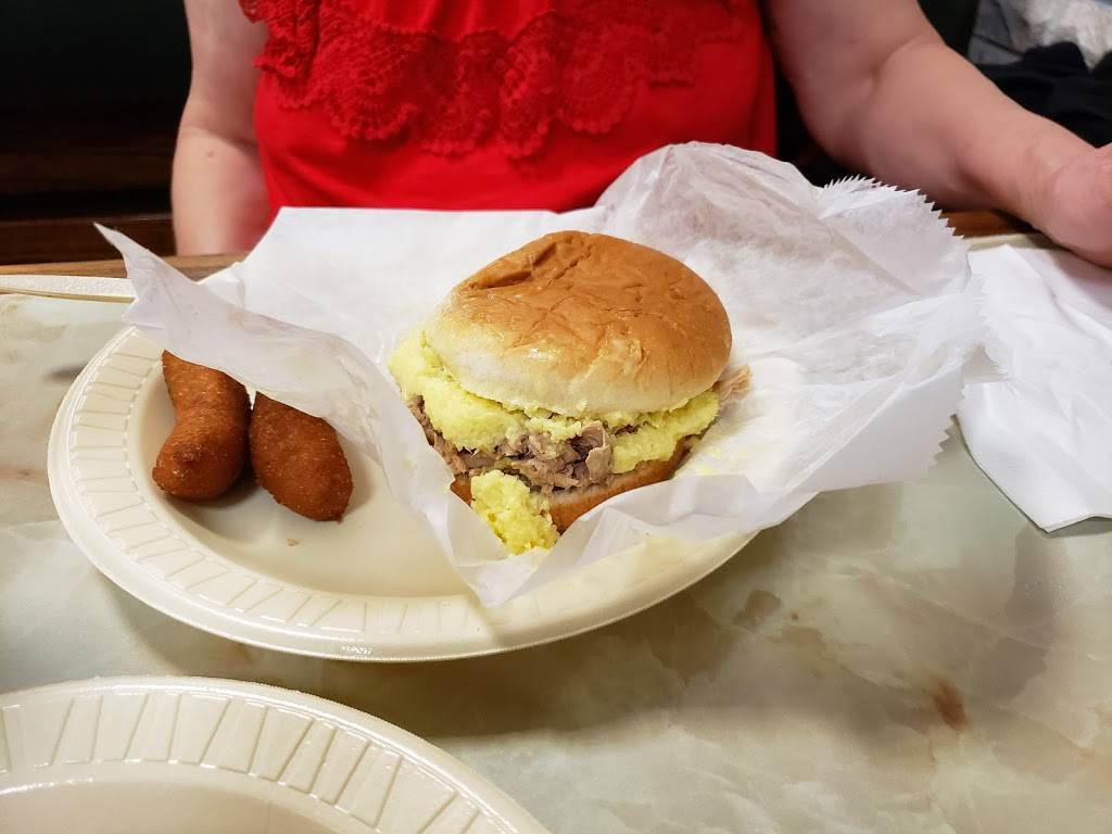 Parkers Barbecue Restaurant | restaurant | 2020 Greenville Blvd SE, Greenville, NC 27858, USA | 2527589215 OR +1 252-758-9215