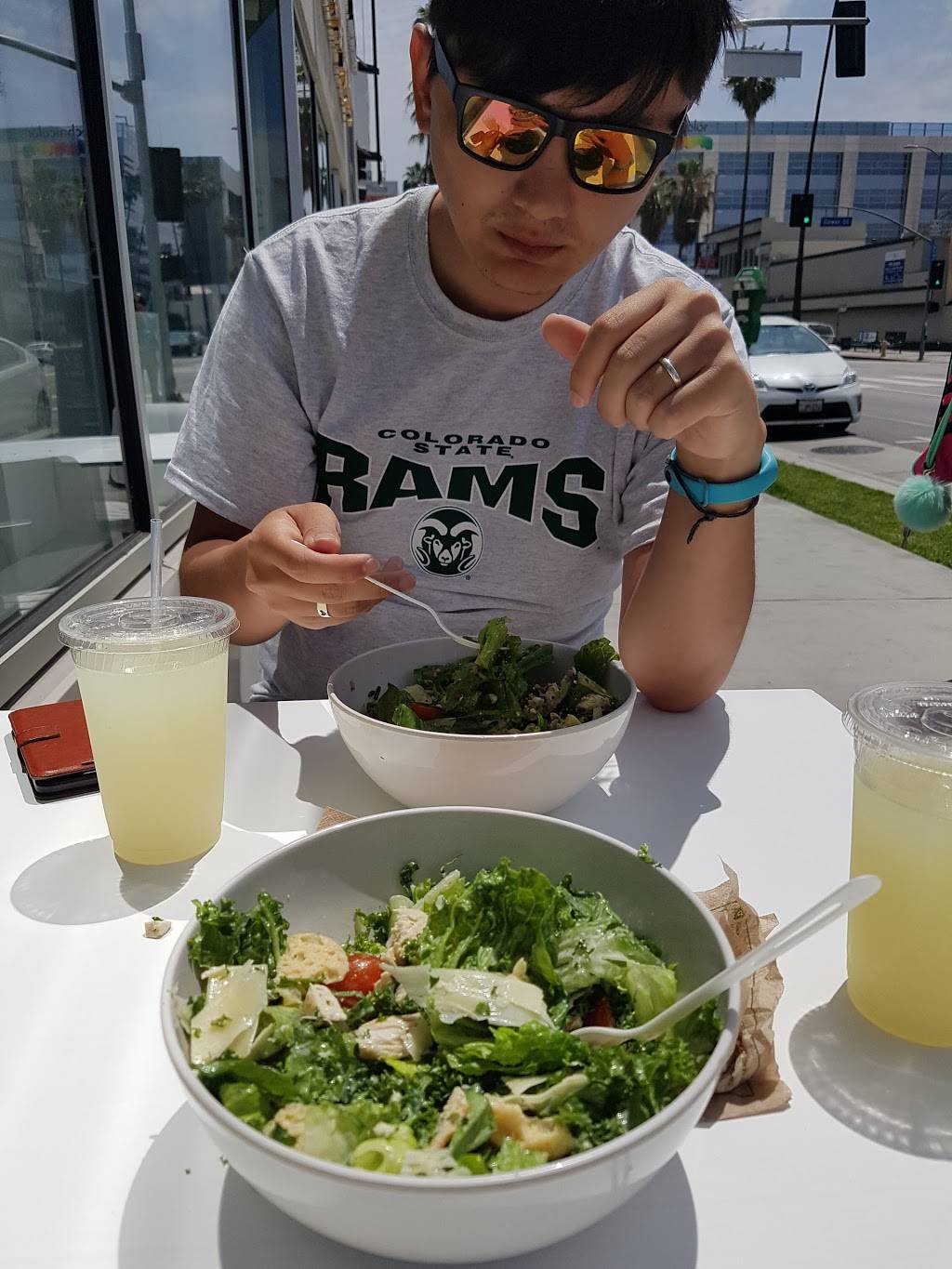 sweetgreen | restaurant | 6115 Sunset Blvd, Los Angeles, CA 90028, USA | 3234985558 OR +1 323-498-5558