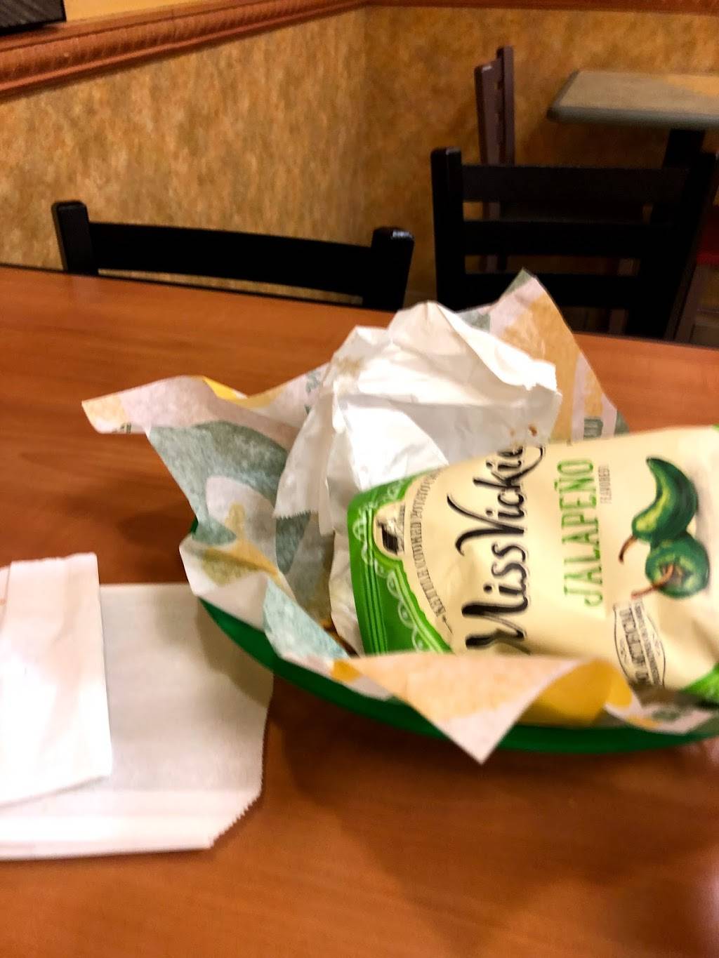 Subway | restaurant | 40790 California Oaks Rd Suite D, Murrieta, CA 92562, USA | 9516008177 OR +1 951-600-8177