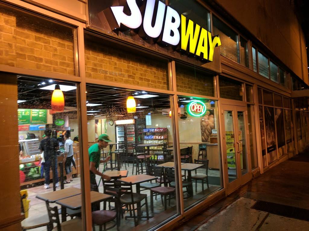 Subway | restaurant | 37 S. Charles Street, Garage, 30 Light St Suite 1, Baltimore, MD 21202, USA | 4109625548 OR +1 410-962-5548