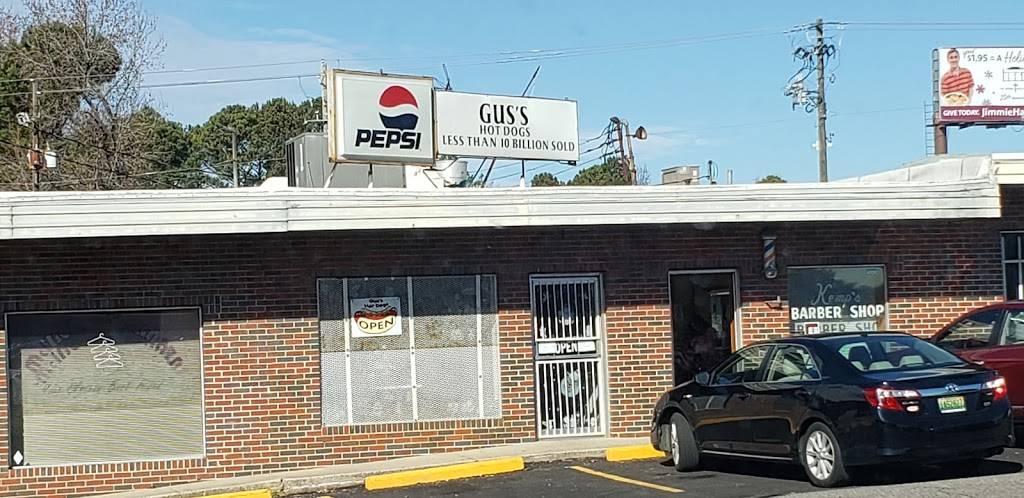 Guss Hot Dogs | restaurant | 14 Rex Ln i, Adamsville, AL 35005, USA | 2056748911 OR +1 205-674-8911