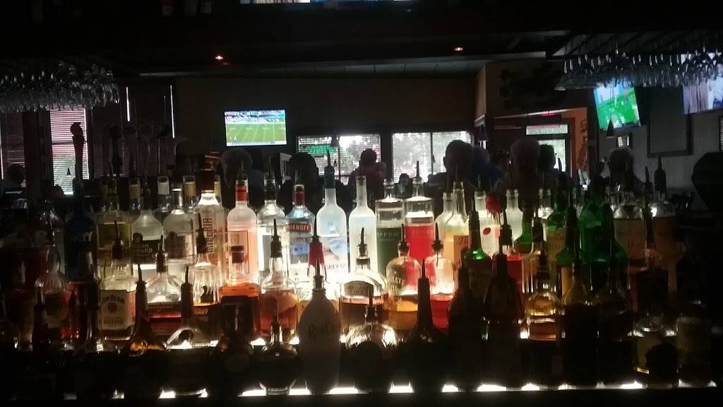 Gecko’s Grill & Pub | meal takeaway | 5585 Palmer Crossing Cir, Sarasota, FL 34233, USA | 9419236061 OR +1 941-923-6061