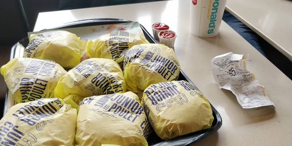 McDonalds | cafe | 40 Sportsworld Dr, Kitchener, ON N2P 2J1, Canada | 5196531901 OR +1 519-653-1901