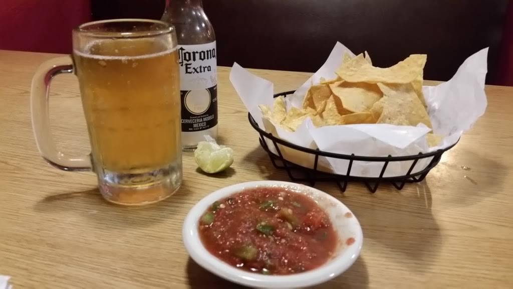 El Azteca Mexican Food | restaurant | 1731 N Texas St # C, Fairfield, CA 94533, USA | 7074222108 OR +1 707-422-2108