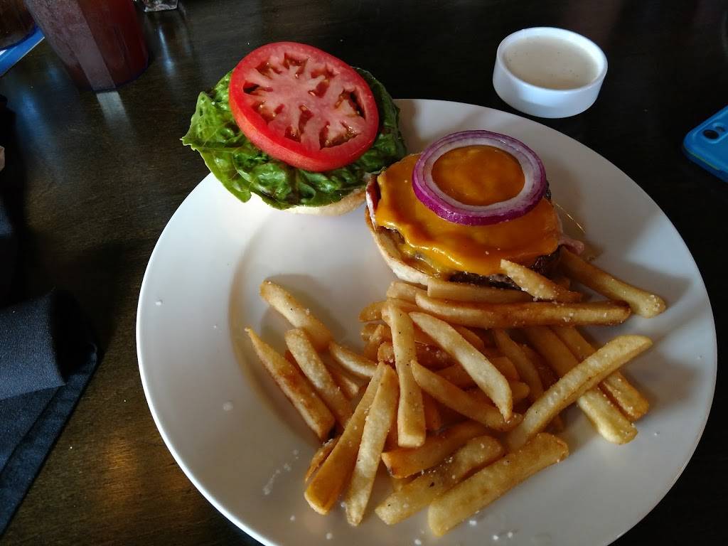 Fionn MacCools | restaurant | 145 Hilden Rd, Ponte Vedra Beach, FL 32081, USA | 9042177021 OR +1 904-217-7021