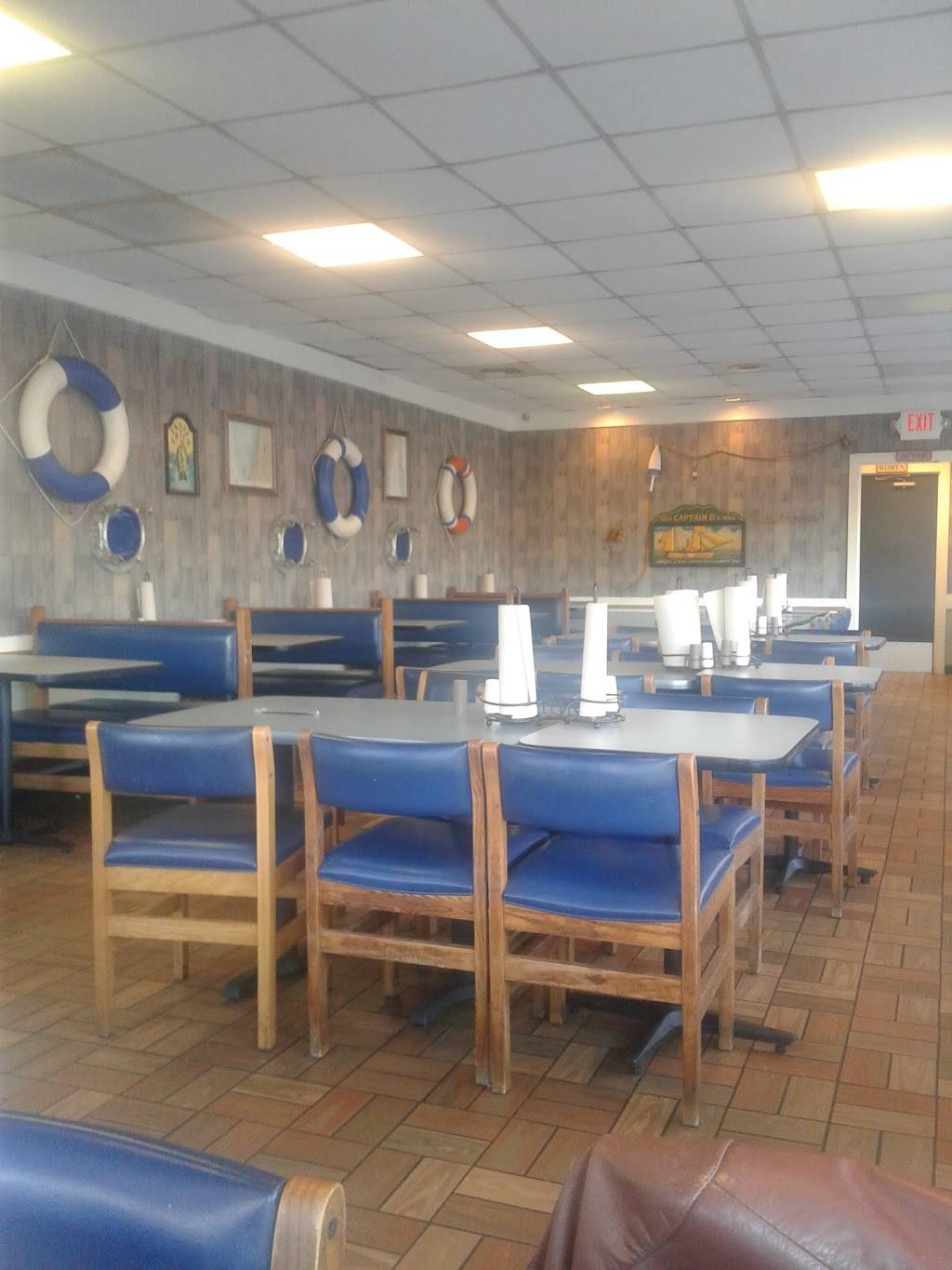 Captain Ds | restaurant | 3447 Main St, College Park, GA 30337, USA | 4046690005 OR +1 404-669-0005