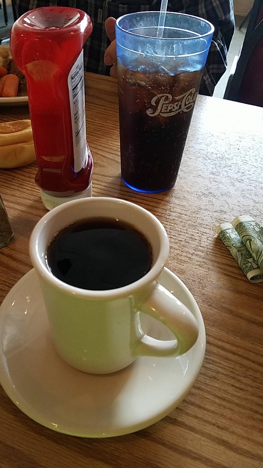 Broadway Cafe | restaurant | 223 S Broadway St, Butler, IN 46721, USA | 2608685523 OR +1 260-868-5523