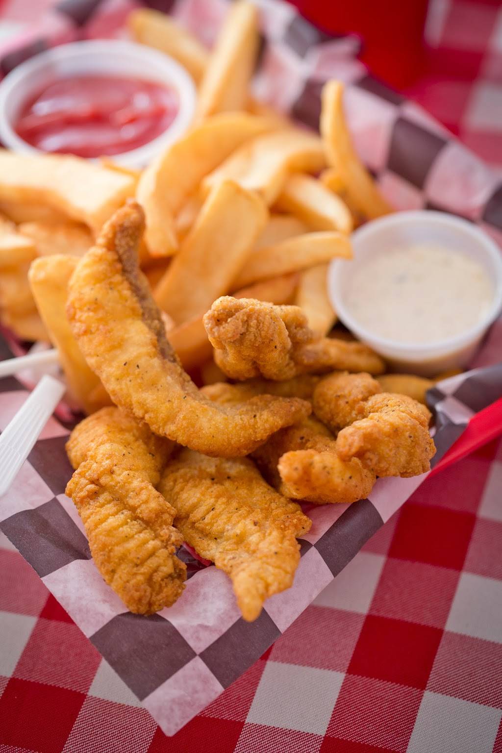 Hueys - Germantown | restaurant | 7677 Farmington Blvd, Germantown, TN 38138, USA | 9013183030 OR +1 901-318-3030