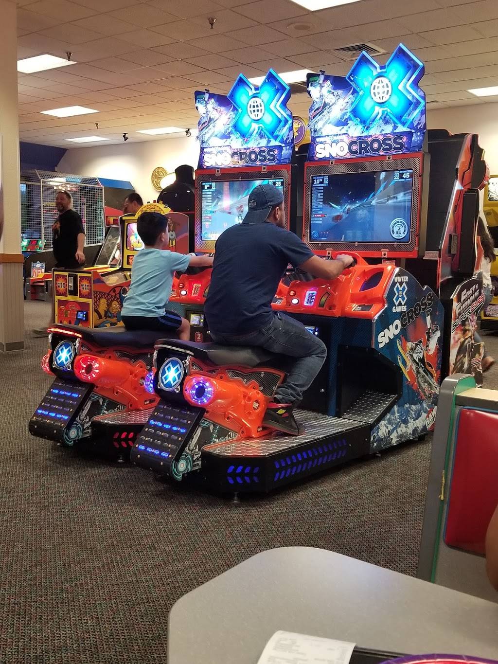 Chuck E. Cheese | restaurant | 10430 Midlothian Turnpike, Richmond, VA 23235, USA | 8043309865 OR +1 804-330-9865