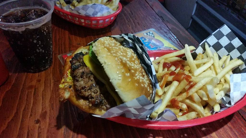 Baja Burgers | restaurant | Calle Ambar 555, Carlos Pacheco I, 22810 Ensenada, B.C., Mexico | 016462480917 OR +52 646 248 0917