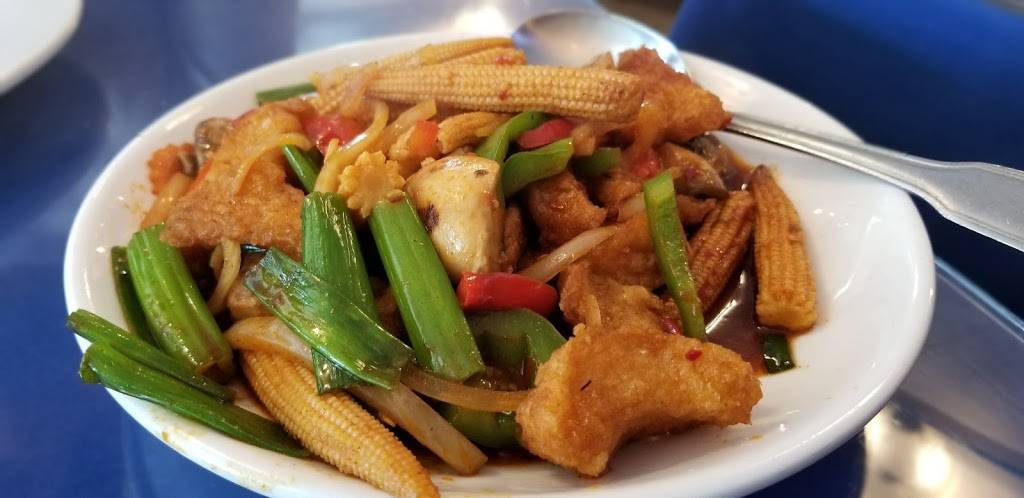 Thai Chili Cuisine | restaurant | 1550 Halford Ave, Santa Clara, CA 95051, USA | 4086159199 OR +1 408-615-9199