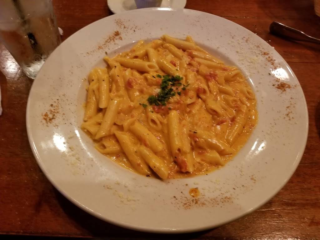 Benitos Italian Cafe & Pizzeria | restaurant | 155 Hampton Point Dr, St. Augustine, FL 32092, USA | 9047702884 OR +1 904-770-2884