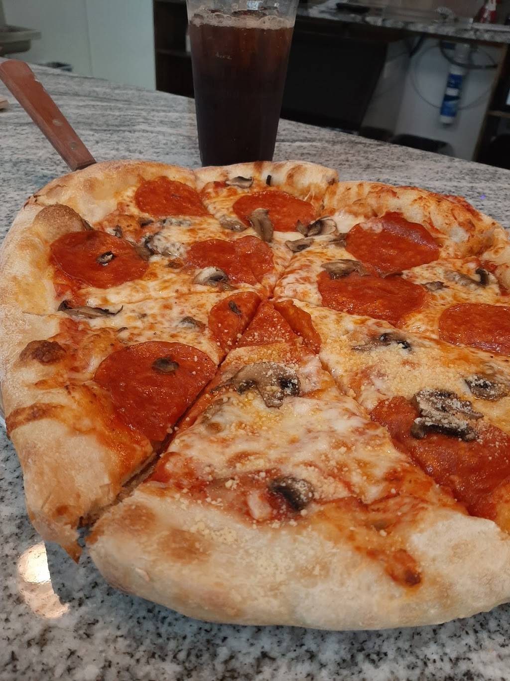 THE BIG SLICE | restaurant | 4126 S Kansas Expy SUIT 112, Springfield, MO 65807, USA | 4177204108 OR +1 417-720-4108