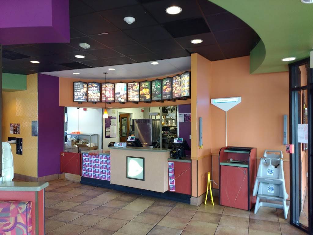 Taco Bell | meal takeaway | 50 W Dundee Rd, Buffalo Grove, IL 60089, USA | 8474597089 OR +1 847-459-7089