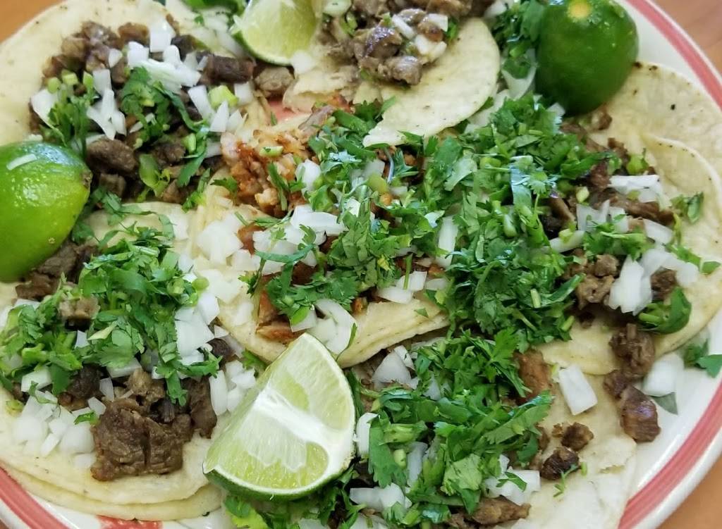 Los Cazadores Mexican Food | restaurant | 12229 Hesperia Rd, Victorville, CA 92395, USA | 4422554628 OR +1 442-255-4628