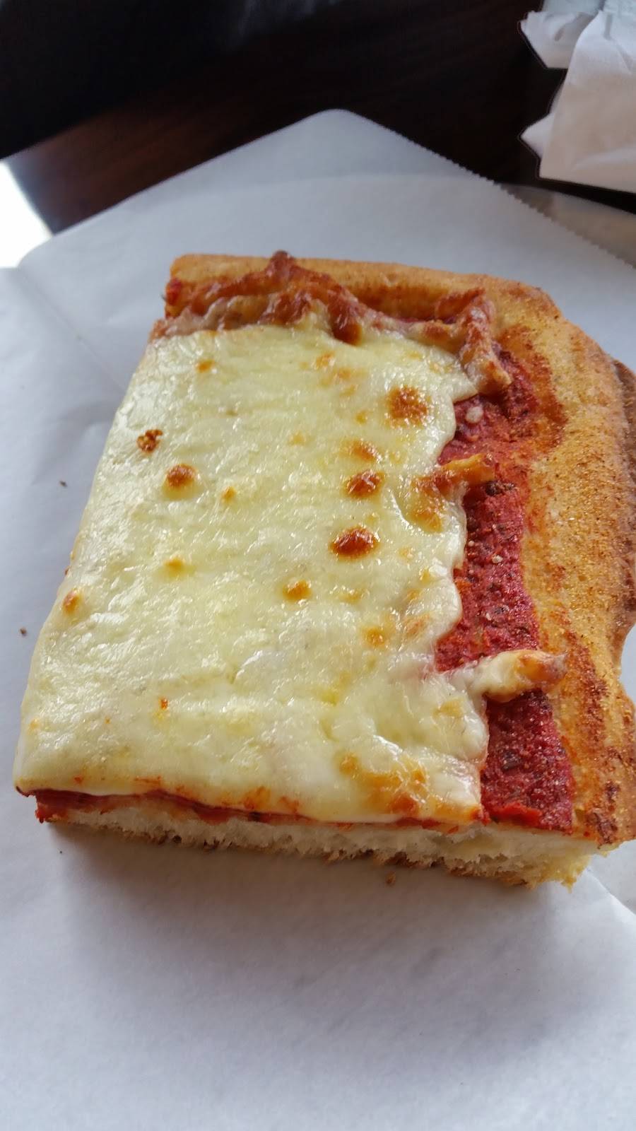 Planet Pizza | restaurant | 60 Millpond Pkwy, Monroe, NY 10950, USA | 8457827715 OR +1 845-782-7715