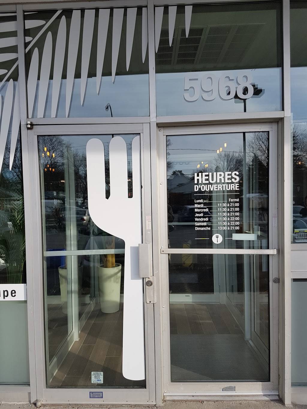 Fourchette Antillaise | restaurant | 5968 Rue de Salaberry, Montréal, QC H4J 1J8, Canada | 5143379393 OR +1 514-337-9393