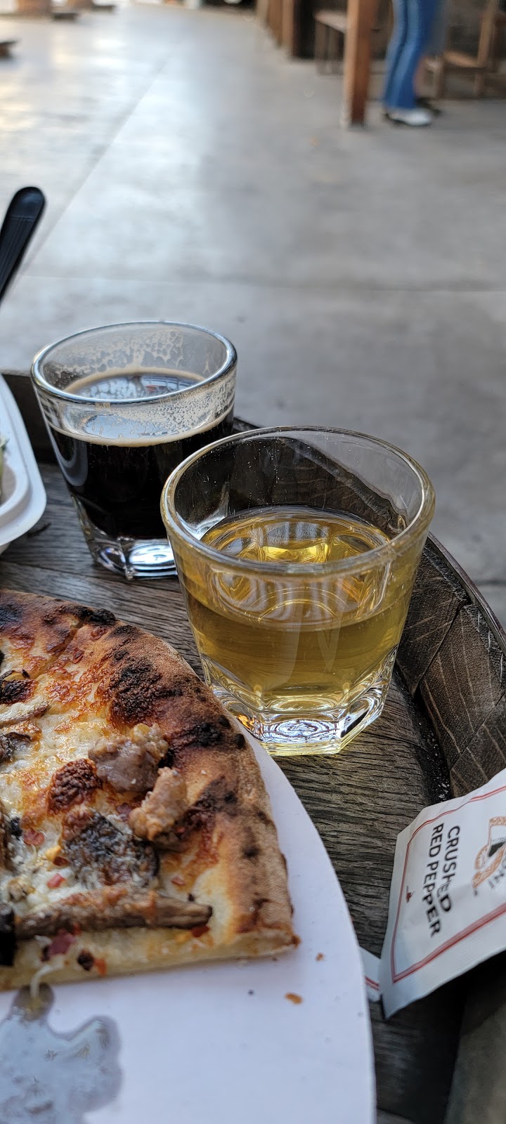 Pizza Bros | restaurant | 2545 Progress St, Vista, CA 92081, USA | 7602950217 OR +1 760-295-0217