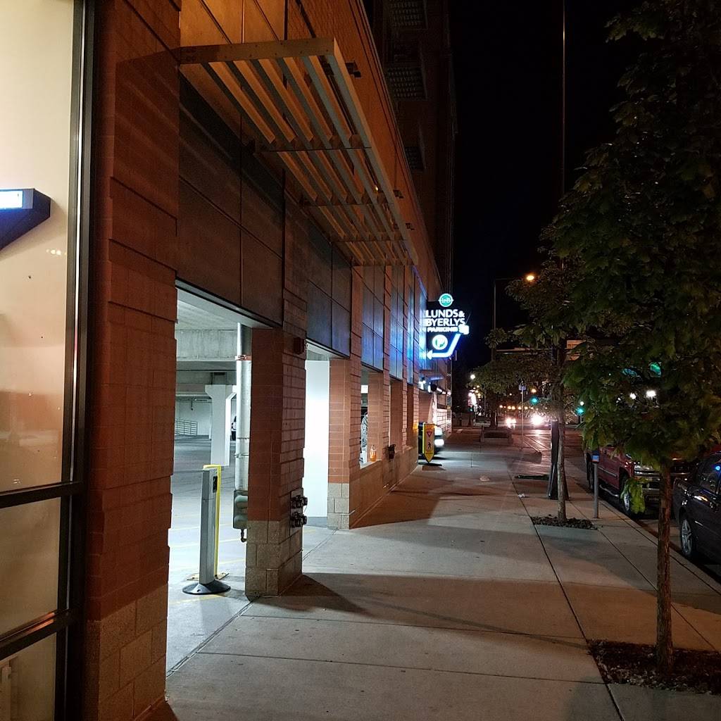 Caribou Coffee | cafe | 115 10th St E, St Paul, MN 55101, USA | 6512023979 OR +1 651-202-3979