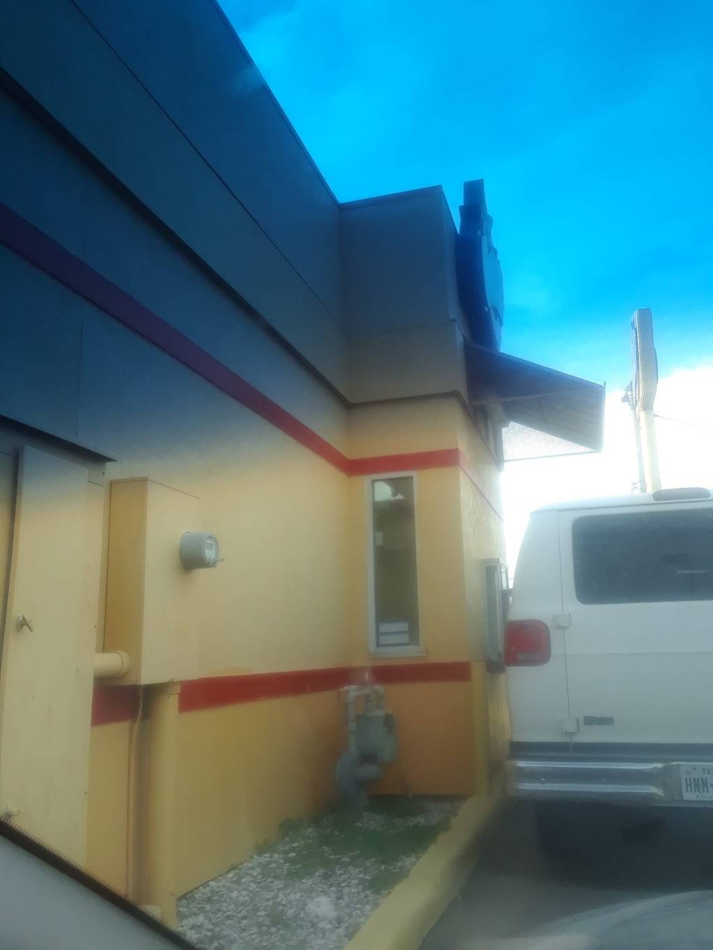 Churchs Chicken | restaurant | 1901 FM1765, La Marque, TX 77568, USA | 4099331900 OR +1 409-933-1900