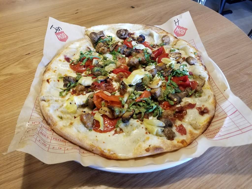 MOD Pizza | restaurant | 1000 W North Ave suite d-102, Chicago, IL 60642, USA | 3125354240 OR +1 312-535-4240