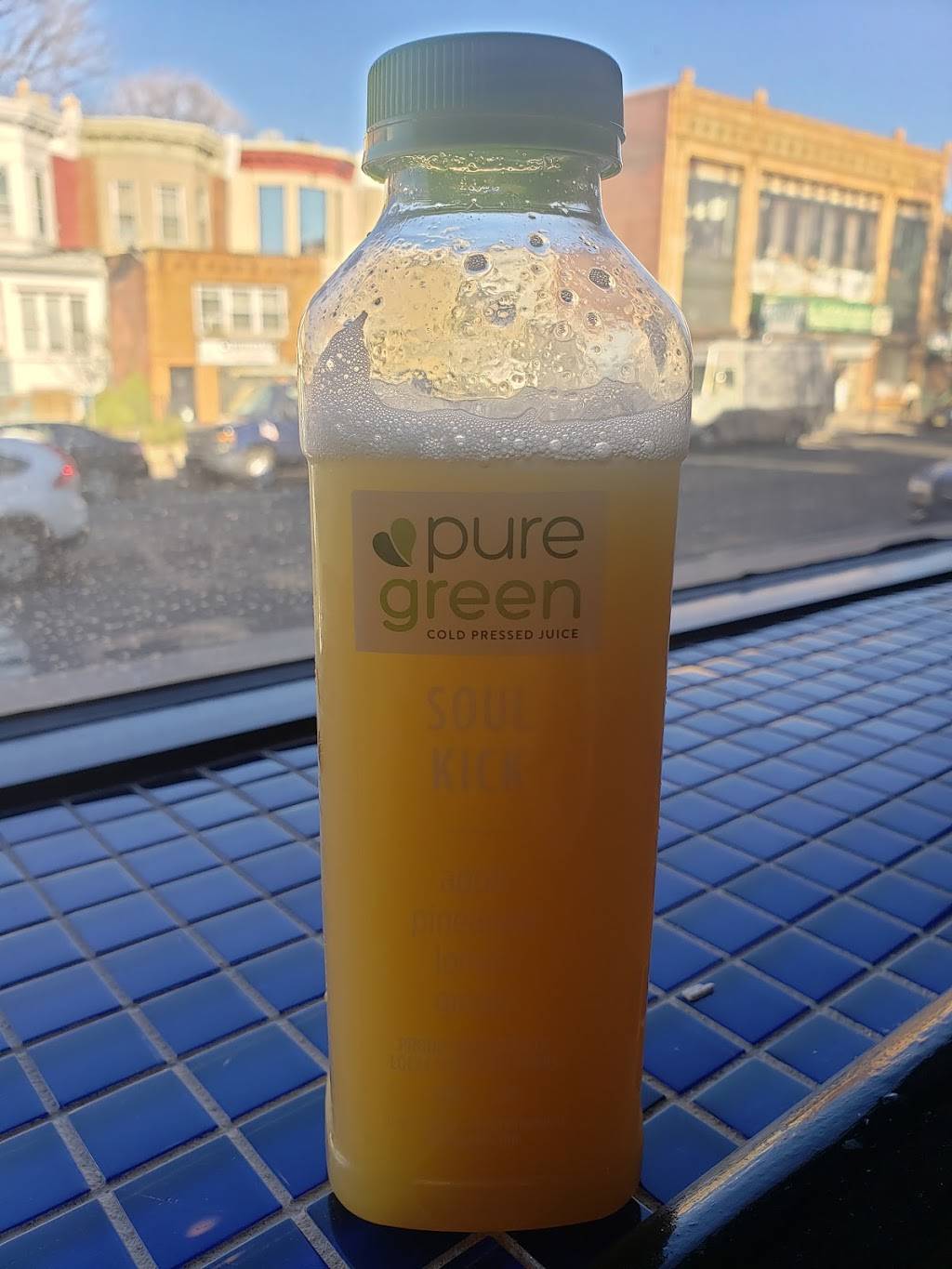 Blu Diamond Juicery | restaurant | 5144 Walnut St, Philadelphia, PA 19139, USA | 2157969618 OR +1 215-796-9618