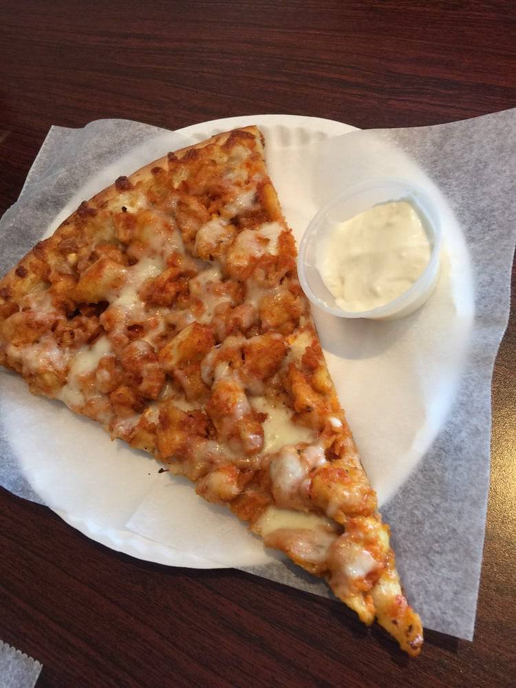 Roccos Pizza | restaurant | 1285 Old Country Rd, Riverhead, NY 11901, USA | 6317274992 OR +1 631-727-4992