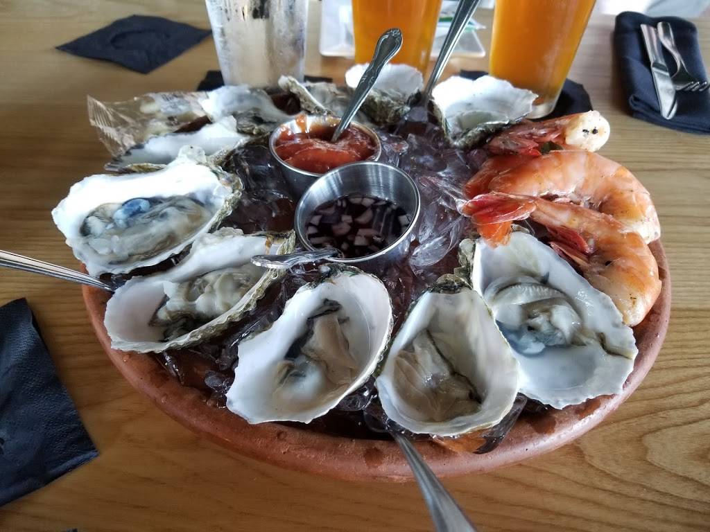 Ross Grill | restaurant | 237 Commercial St, Provincetown, MA 02657, USA | 5084878878 OR +1 508-487-8878