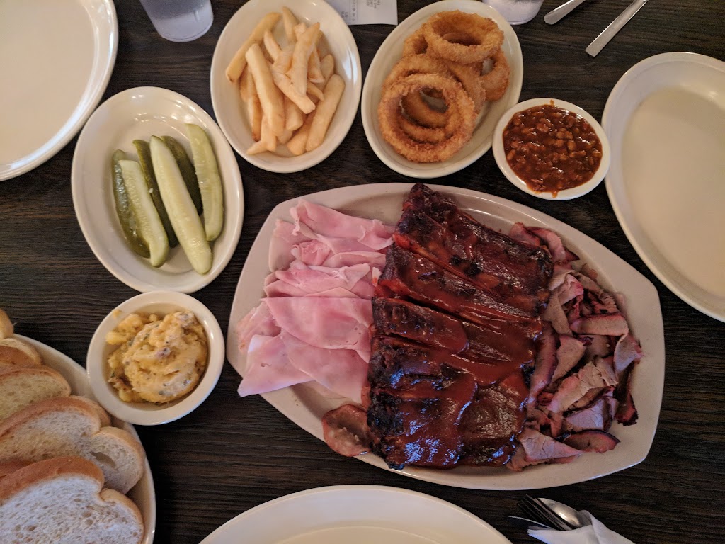 Zarda Bar-B-Q | restaurant | 11931 W 87th St Pkwy, Lenexa, KS 66215, USA | 9134922330 OR +1 913-492-2330