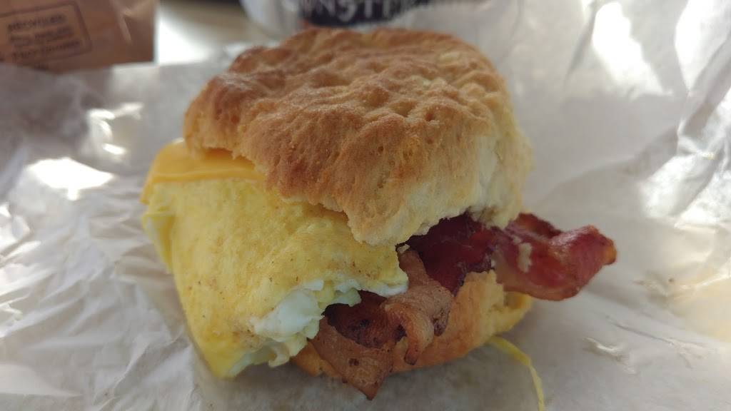 Biscuits N Porn | restaurant | 2112 S Croatan Hwy, Nags Head, NC 27959, USA | 2524416446 OR +1 252-441-6446