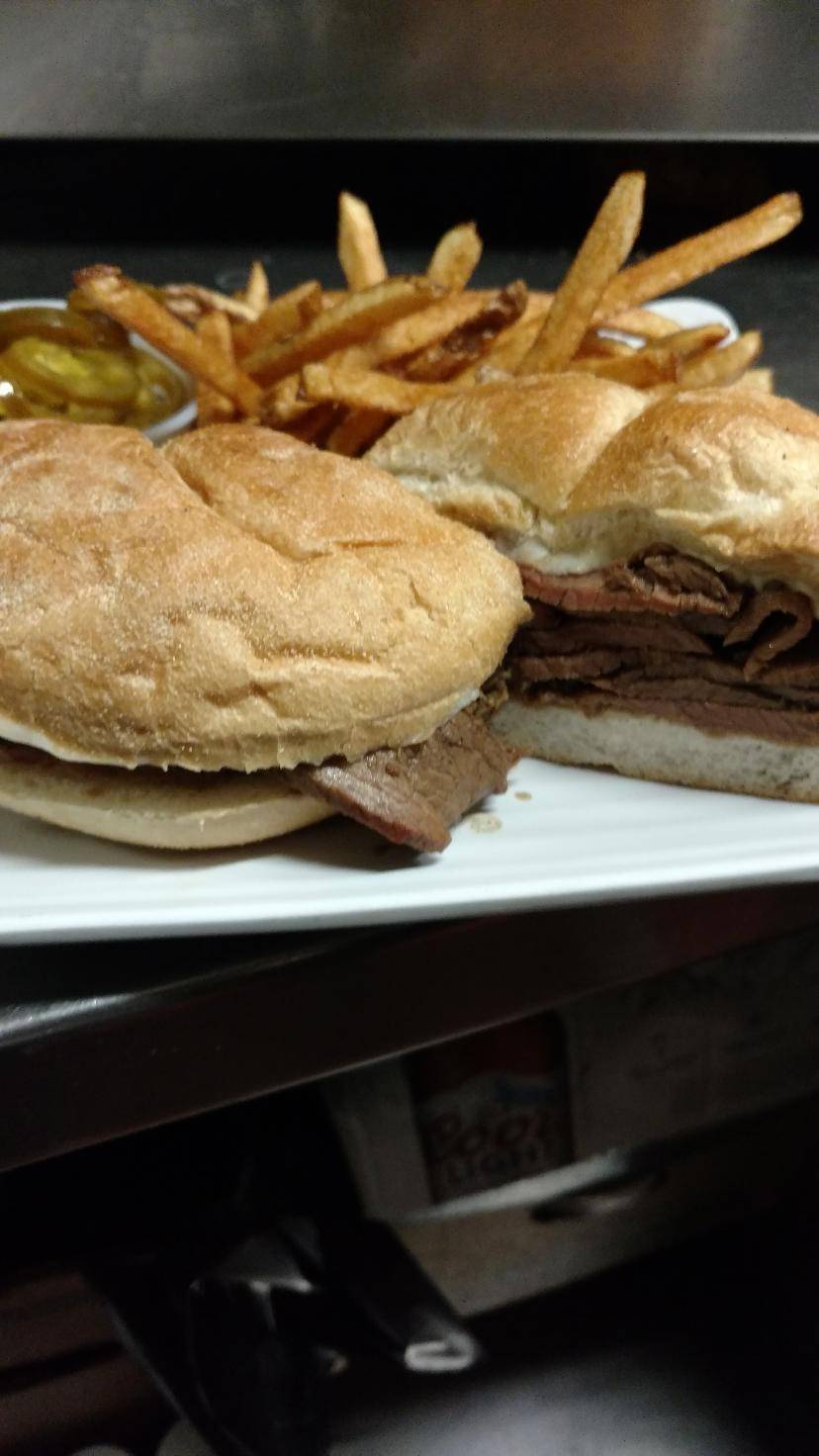 Bogarts Bar & Grill | restaurant | 773 W Sproul Rd, Springfield, PA 19064, USA | 6105449200 OR +1 610-544-9200