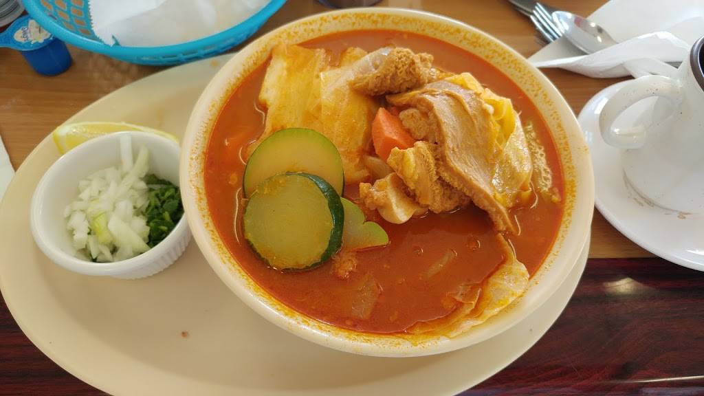 Tres Amigos Restaurant | restaurant | 4869 Santa Monica Blvd, Los Angeles, CA 90029, USA | 3236629202 OR +1 323-662-9202