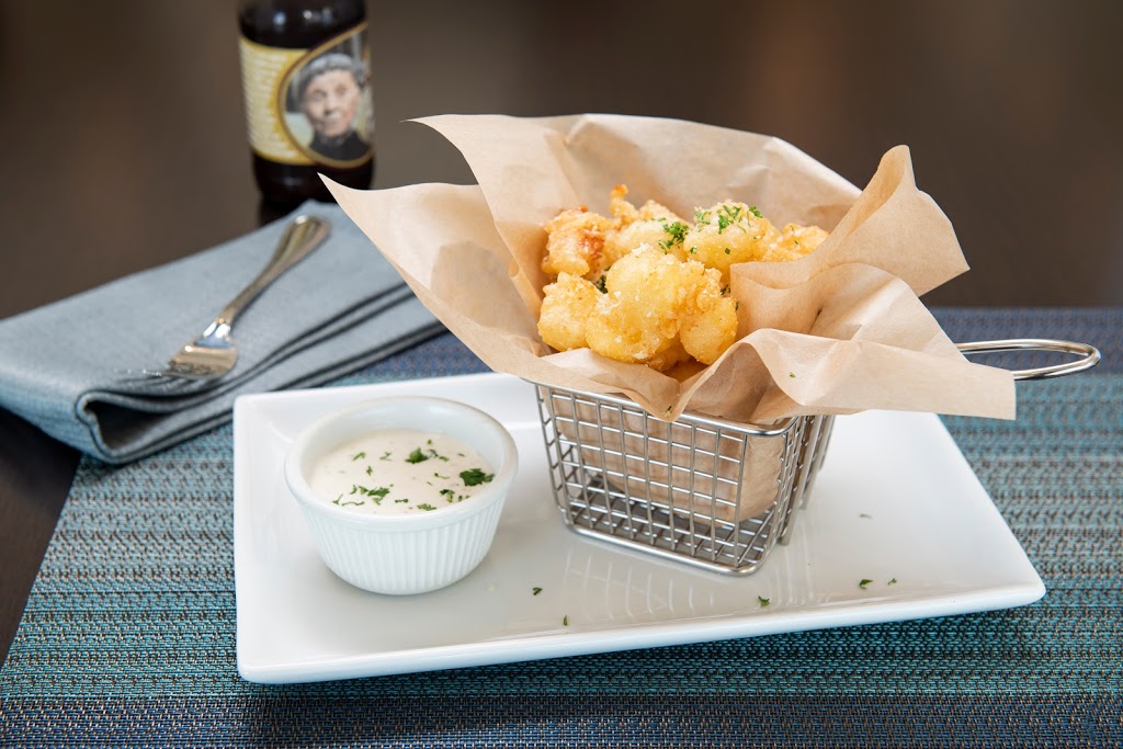 Tailwinds | restaurant | 4402 E Washington Ave, Madison, WI 53704, USA | 6084053636 OR +1 608-405-3636