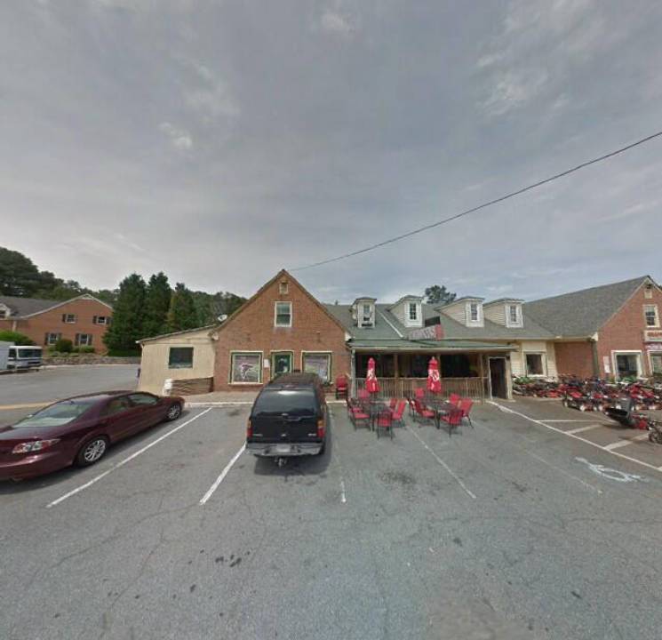 Montanas Bar & Grill | restaurant | 2995 Johnson Ferry Rd, Marietta, GA 30062, USA | 7709981314 OR +1 770-998-1314