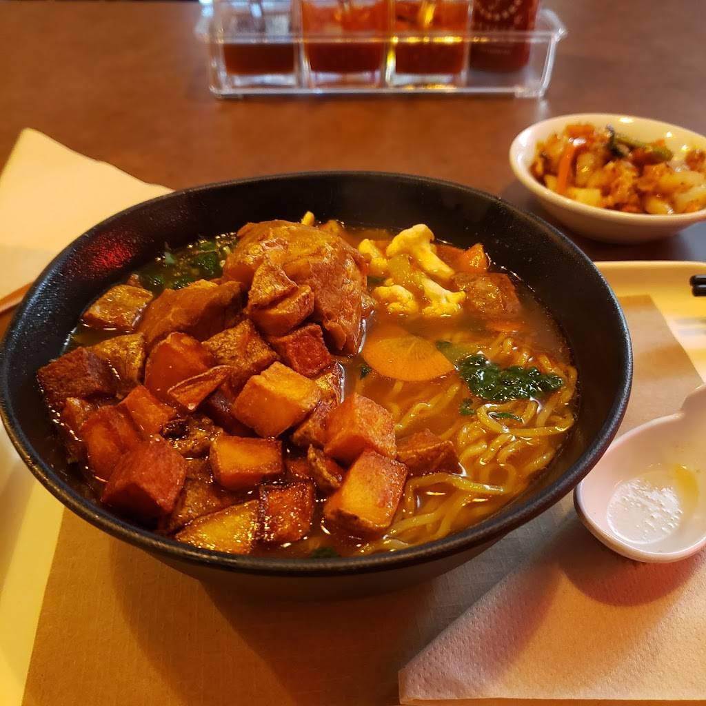 Noodle Bowl New Bedford | restaurant | 768 Purchase St, New Bedford, MA 02740, USA | 7743288665 OR +1 774-328-8665