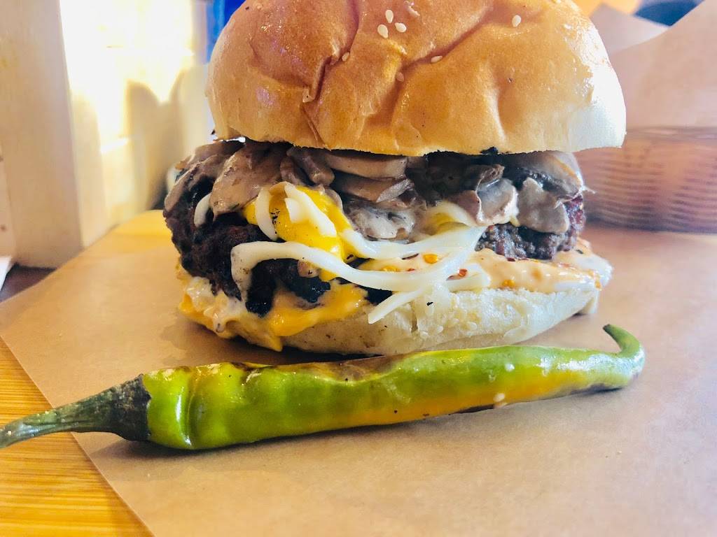 Grill Gate | restaurant | 832 Sheppard Ave W, North York, ON M3H 2T1, Canada | 4166311167 OR +1 416-631-1167