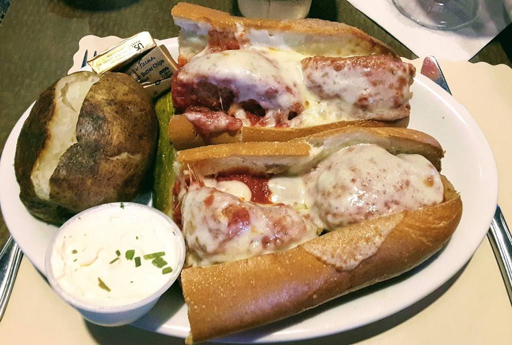 Capones | restaurant | 224 W Germantown Pike, Norristown, PA 19401, USA | 6102794748 OR +1 610-279-4748