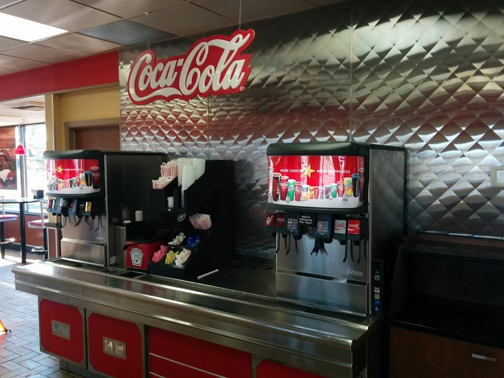 Hardees | restaurant | 1235 S Green Bay Rd, Mt Pleasant, WI 53406, USA | 2626340535 OR +1 262-634-0535