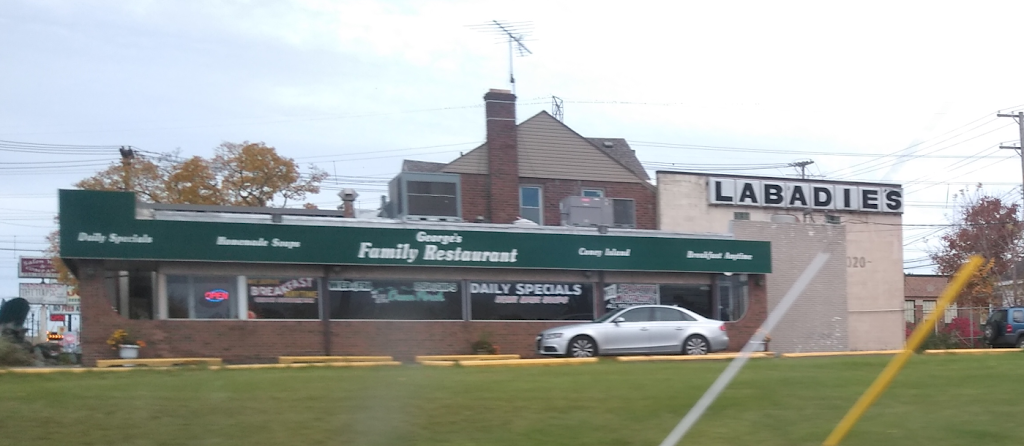 Georges Family Restaurant | restaurant | 1721 West Rd, Trenton, MI 48183, USA | 7346758680 OR +1 734-675-8680