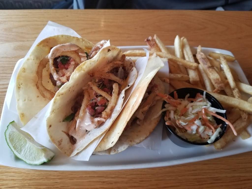 Applebees Grill + Bar | restaurant | 4040 US-54, Osage Beach, MO 65065, USA | 5733489595 OR +1 573-348-9595