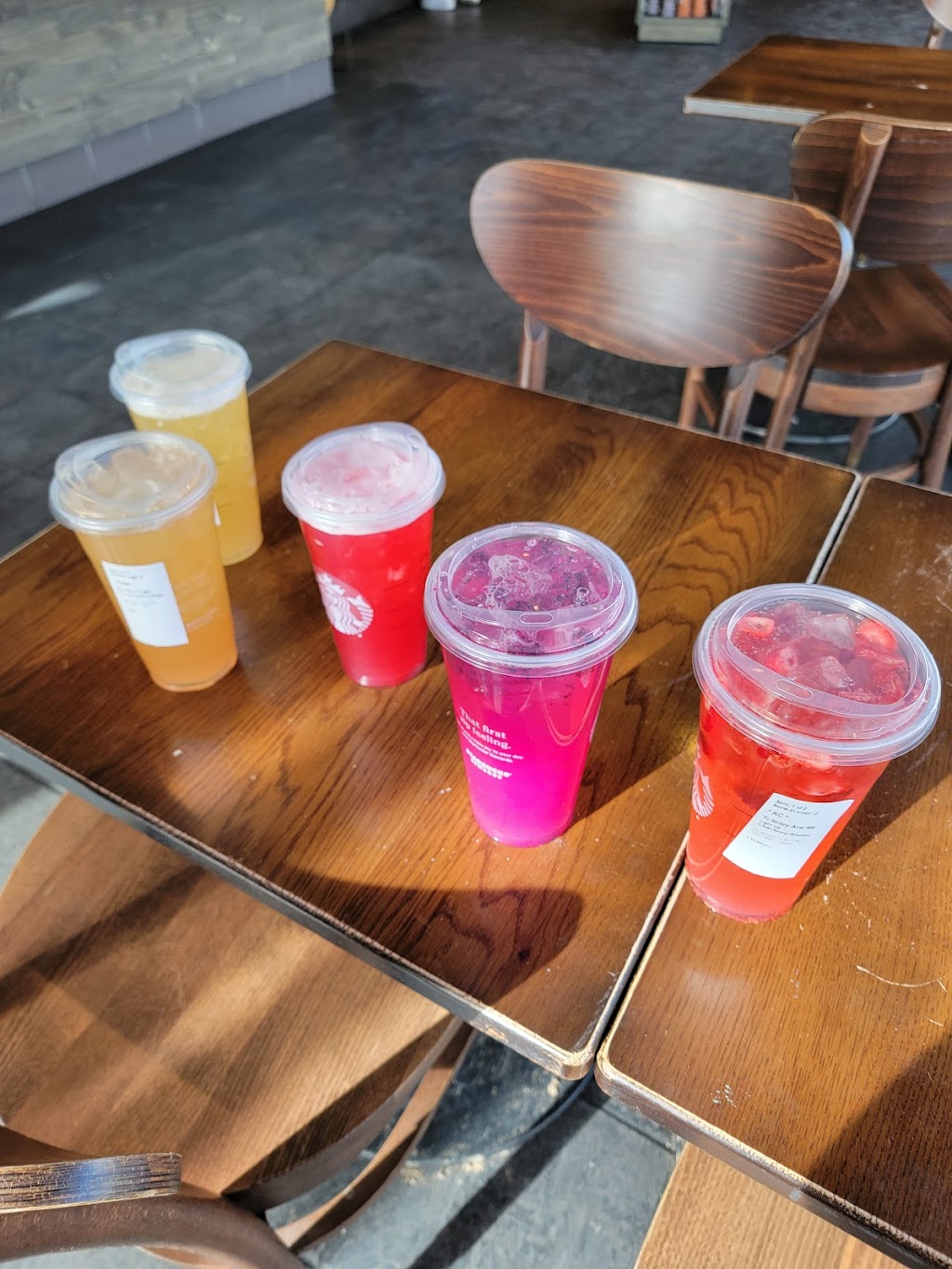 Starbucks | cafe | 4337 E Main St, Farmington, NM 87402, USA | 5053254818 OR +1 505-325-4818