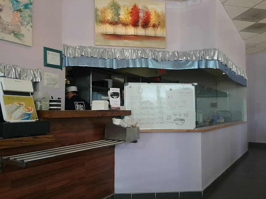 Sushi Yoru | restaurant | 523 Ela Rd, Lake Zurich, IL 60047, USA | 2246775353 OR +1 224-677-5353