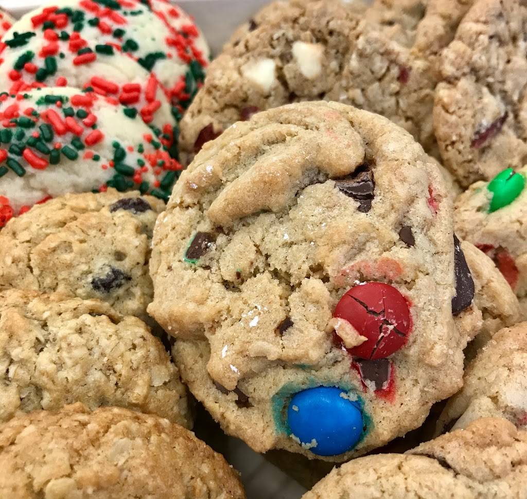 Edge of Sweetness Bakery and Cafe | bakery | 6034 N Broadway, Chicago, IL 60660, USA | 7735649683 OR +1 773-564-9683