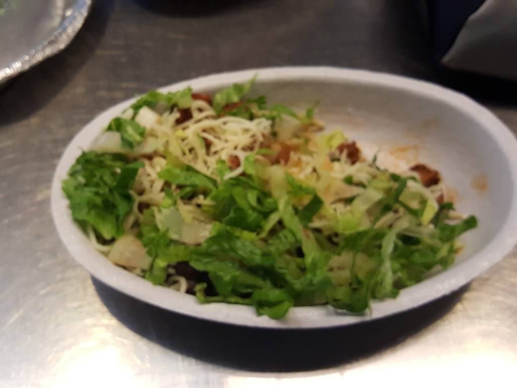 Chipotle Mexican Grill | restaurant | 15 E Golf Rd, Hoffman Estates, IL 60169, USA | 6304391610 OR +1 630-439-1610