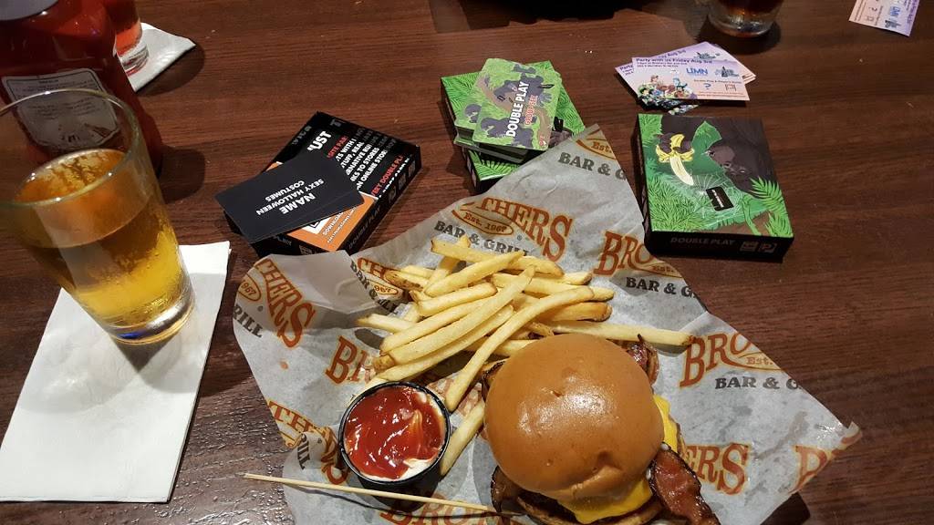 Brothers Bar & Grill | restaurant | 255 S Meridian St, Indianapolis, IN 46225, USA | 3176242767 OR +1 317-624-2767