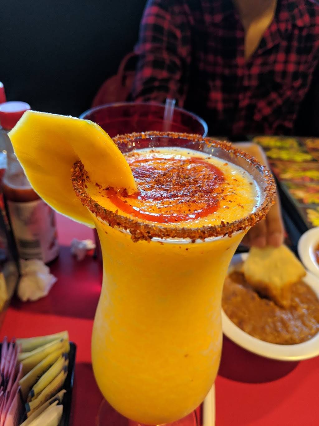 Mariscos playa de ixtapa | restaurant | 2278, 247 E 3rd St, Perris, CA 92570, USA | 9513490895 OR +1 951-349-0895