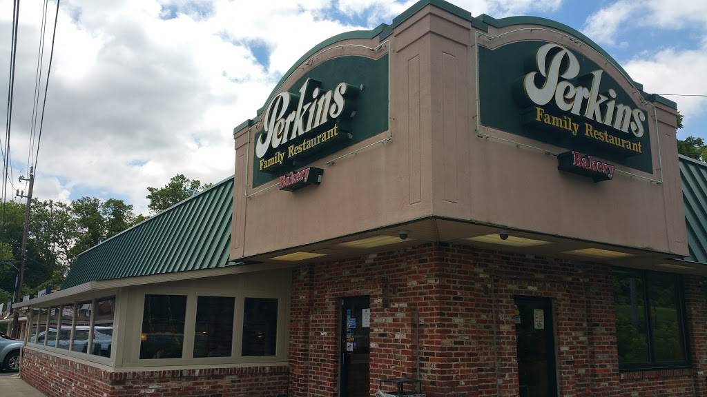 Perkins Restaurant & Bakery | restaurant | 700 Capitol Trail, Newark, DE 19711, USA | 3027373500 OR +1 302-737-3500