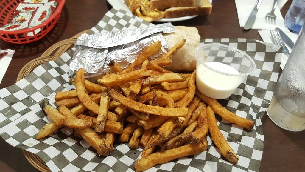 East Side Diner | restaurant | 268 E Main St, Welland, ON L3B 3W9, Canada | 2898208638 OR +1 289-820-8638