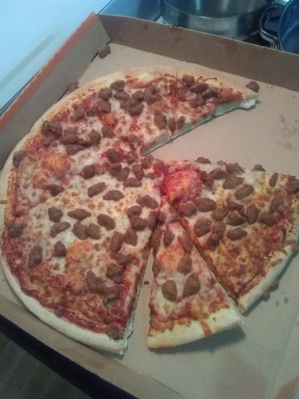 Little Caesars Pizza | meal takeaway | 127 S Eastwood Dr, Woodstock, IL 60098, USA | 8153379000 OR +1 815-337-9000